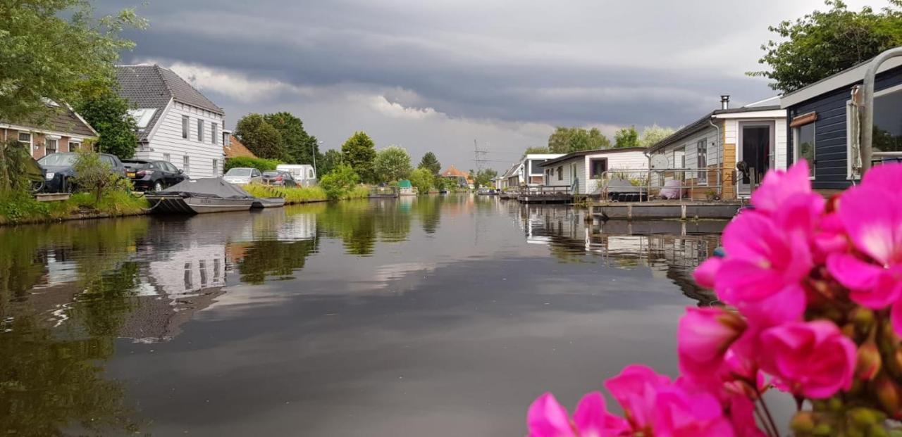 Out Of Amsterdam, River Apartment Close To City Broek in Waterland Esterno foto